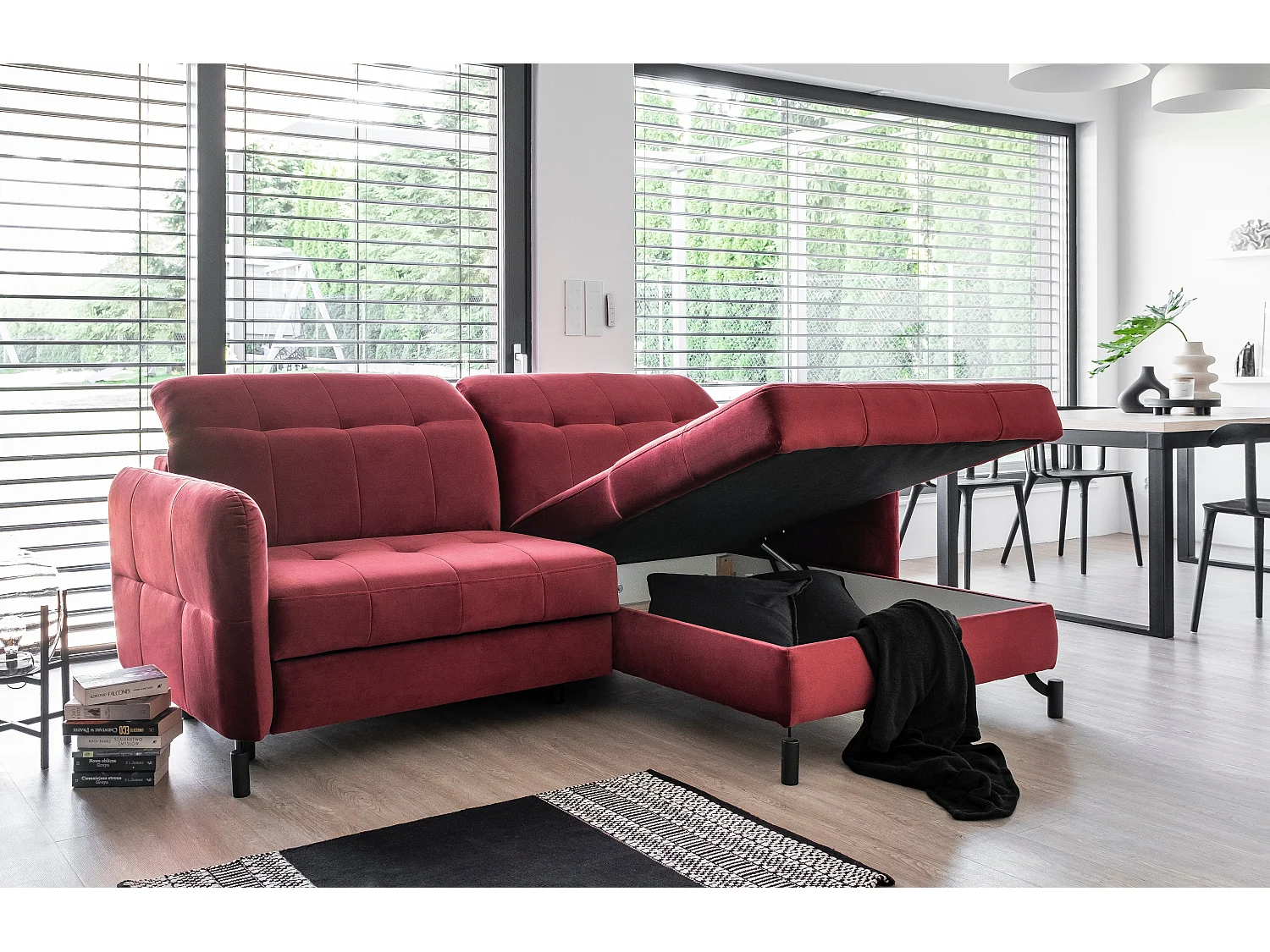 Canapé convertible angle droit avec têtières réglables velours matelassé noir Lory 225cm