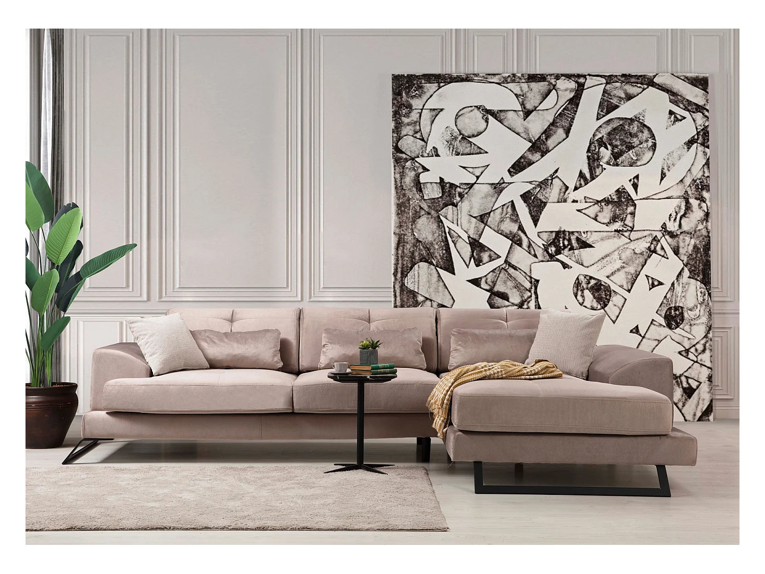 Canapé d'angle droit velours beige avec têtières relevables et pieds metal noir Briko 308cm