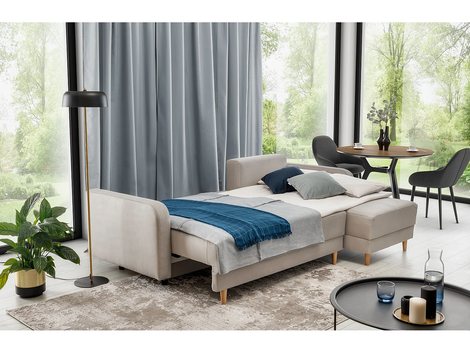 Scandinavische omkeerbare hoekbank donkergrijze stof en lichthouten poten Kindo 240 cm