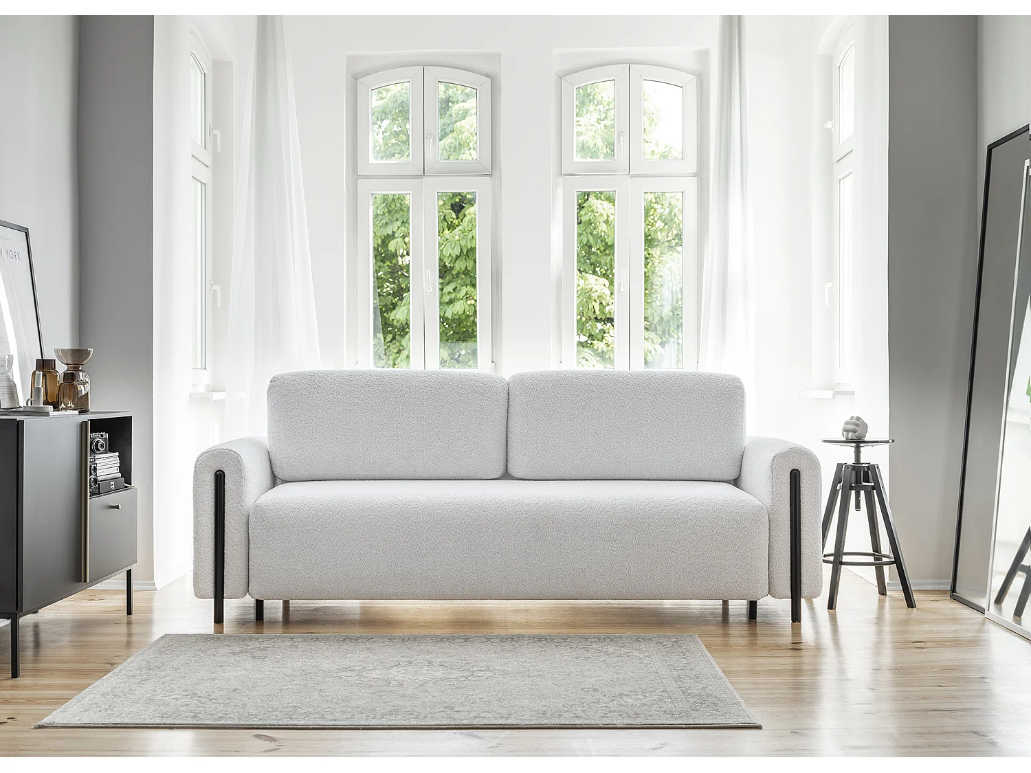 Canapé convertible en tissu bouclette DOVA - Pieds bois massif noir-Gris souris