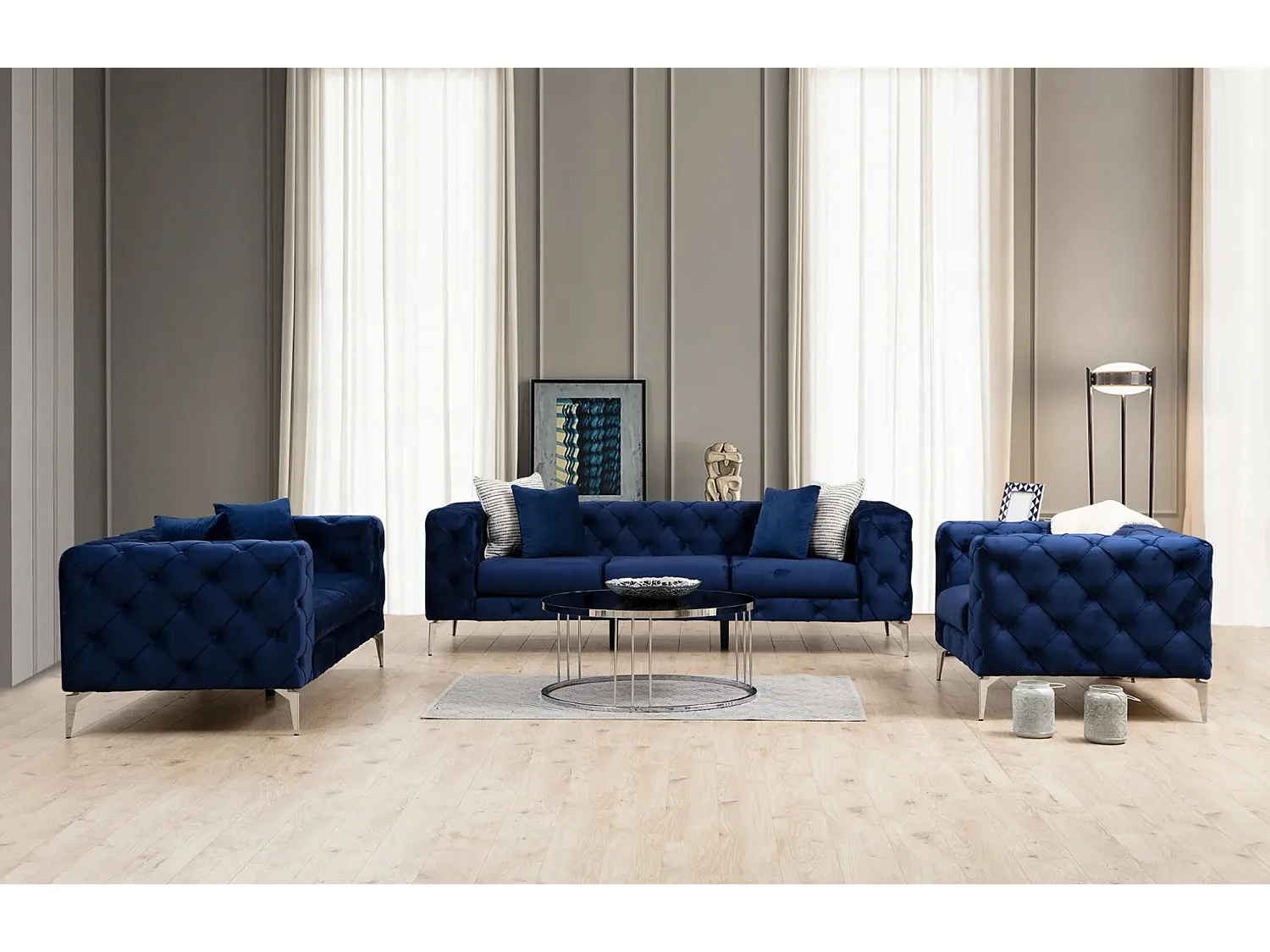 Canapé 3 places capitonné velours bleu marine et pieds chromés Herakles 237cm