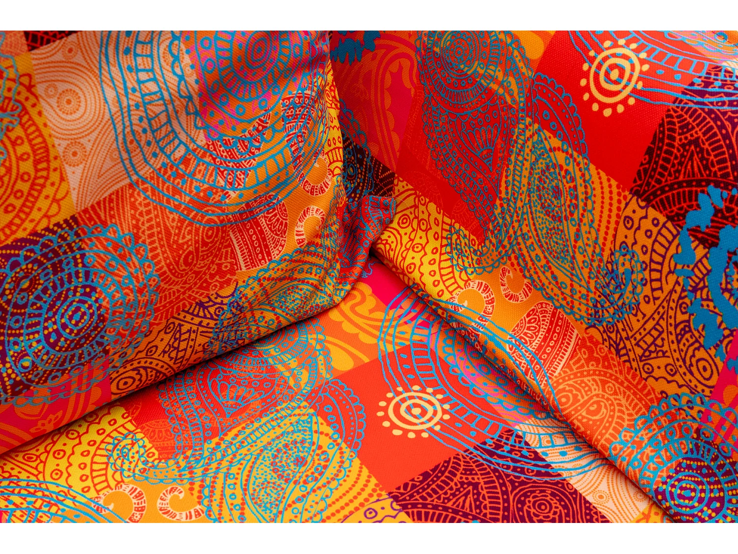 Canapé convertible 2 places tissu patchwork Kalos 140cm