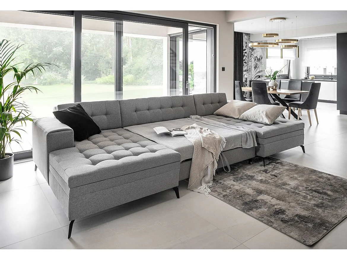 Canapé panoramique convertible tissu doux brillant capitonné rose clair Romy 350cm