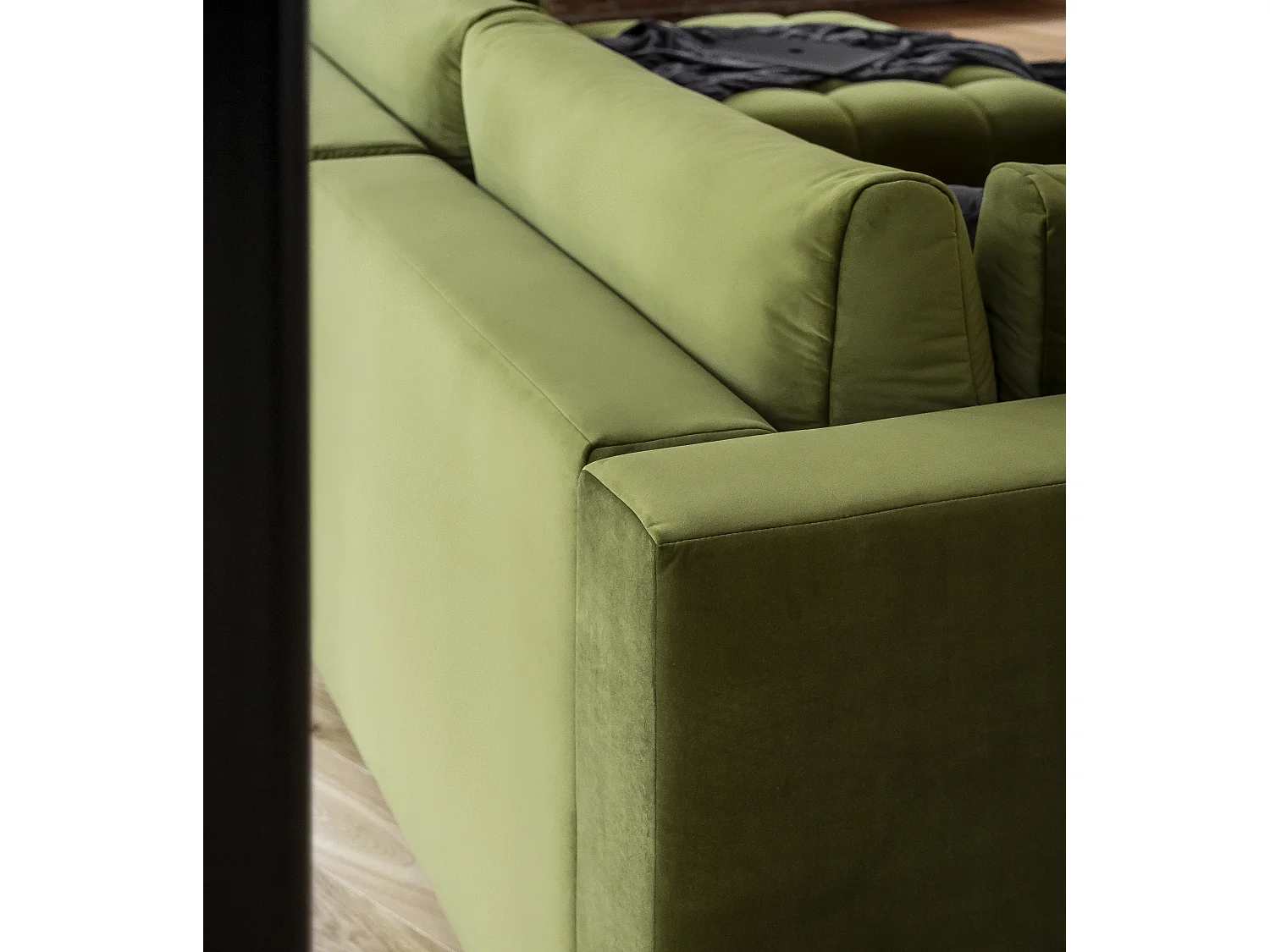 Designer panoramische slaapbank gecapitonneerd donkergroen fluweel rechts chaise longue Boston 350 cm