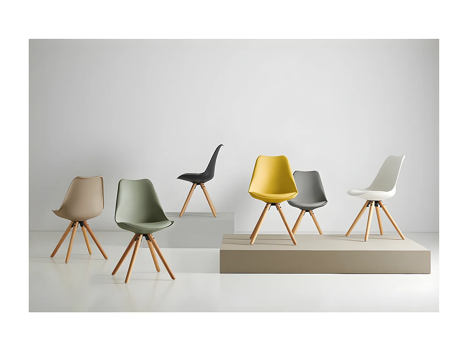 Chaise scandinave moutarde assise coussin simili cuir Norda