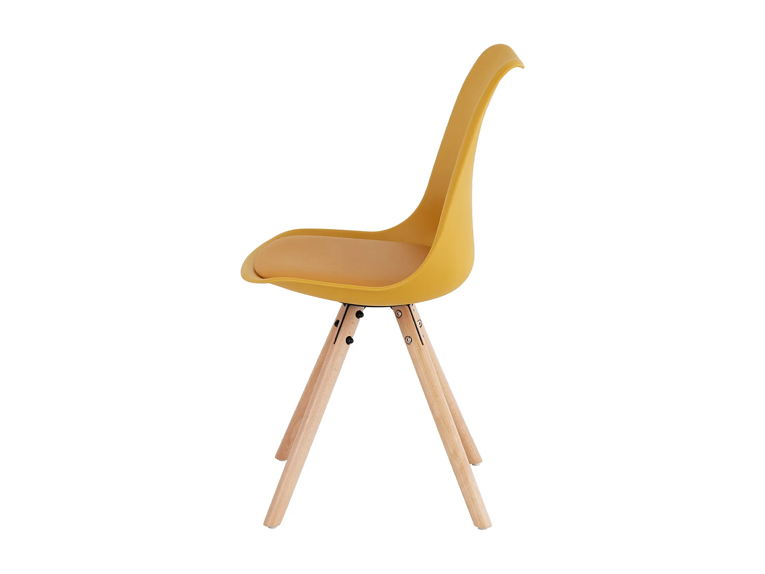 Chaise scandinave moutarde assise coussin simili cuir Norda