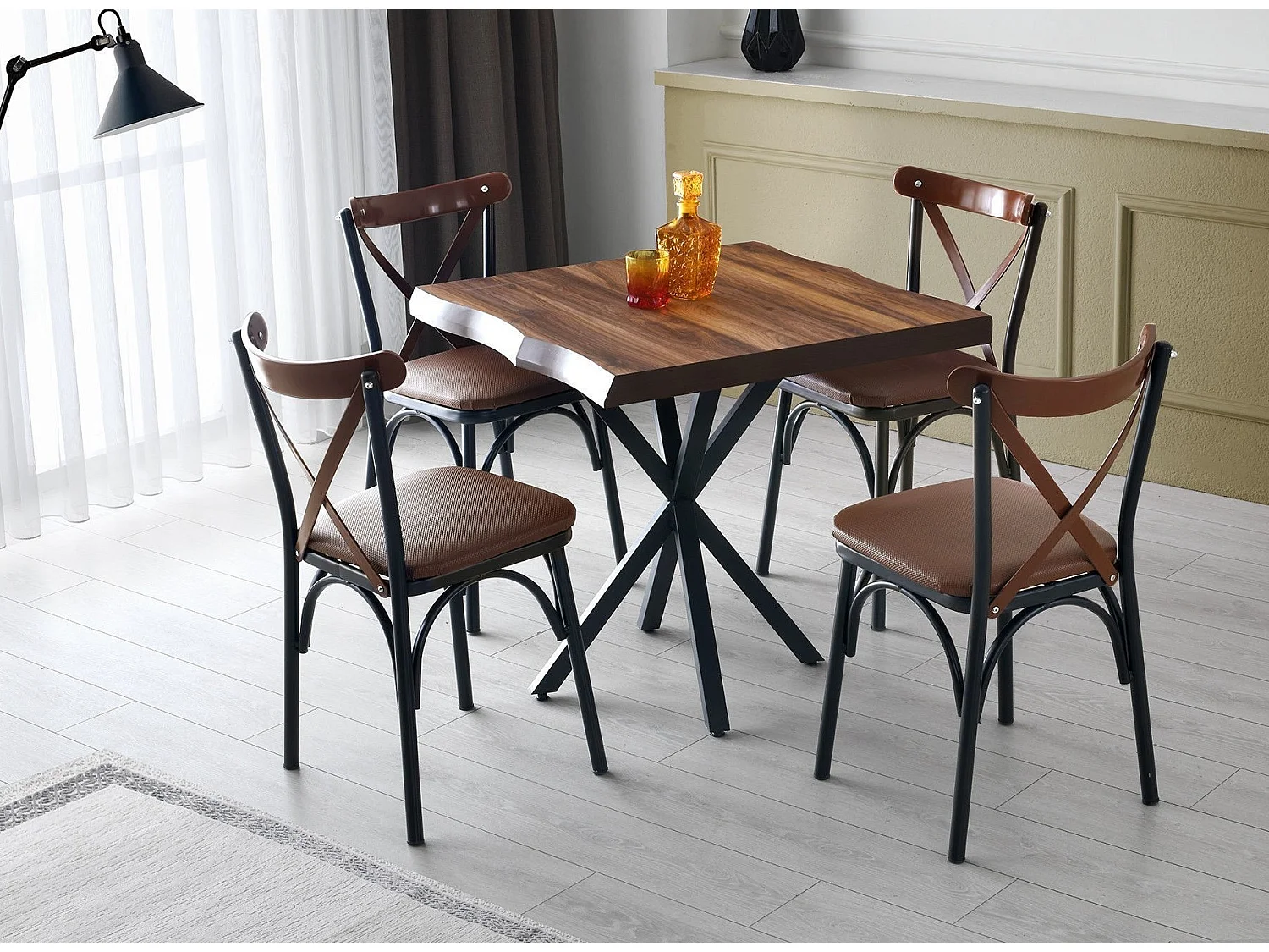 Chaise Kortal en bois et métal - Élégance rustique pour la cuisine-Couleur Noir-Pack de 4