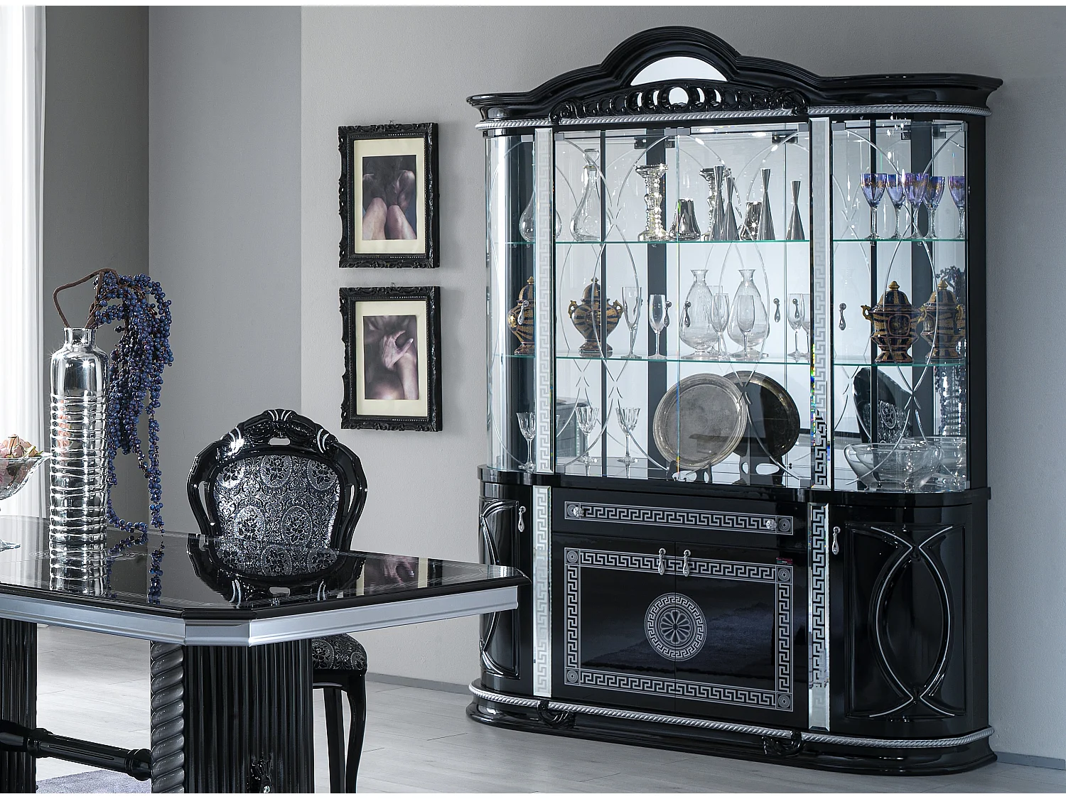 Vitrine 8 portes 1 tiroir bois vernis laqué brillant noir et gris Venus 163cm