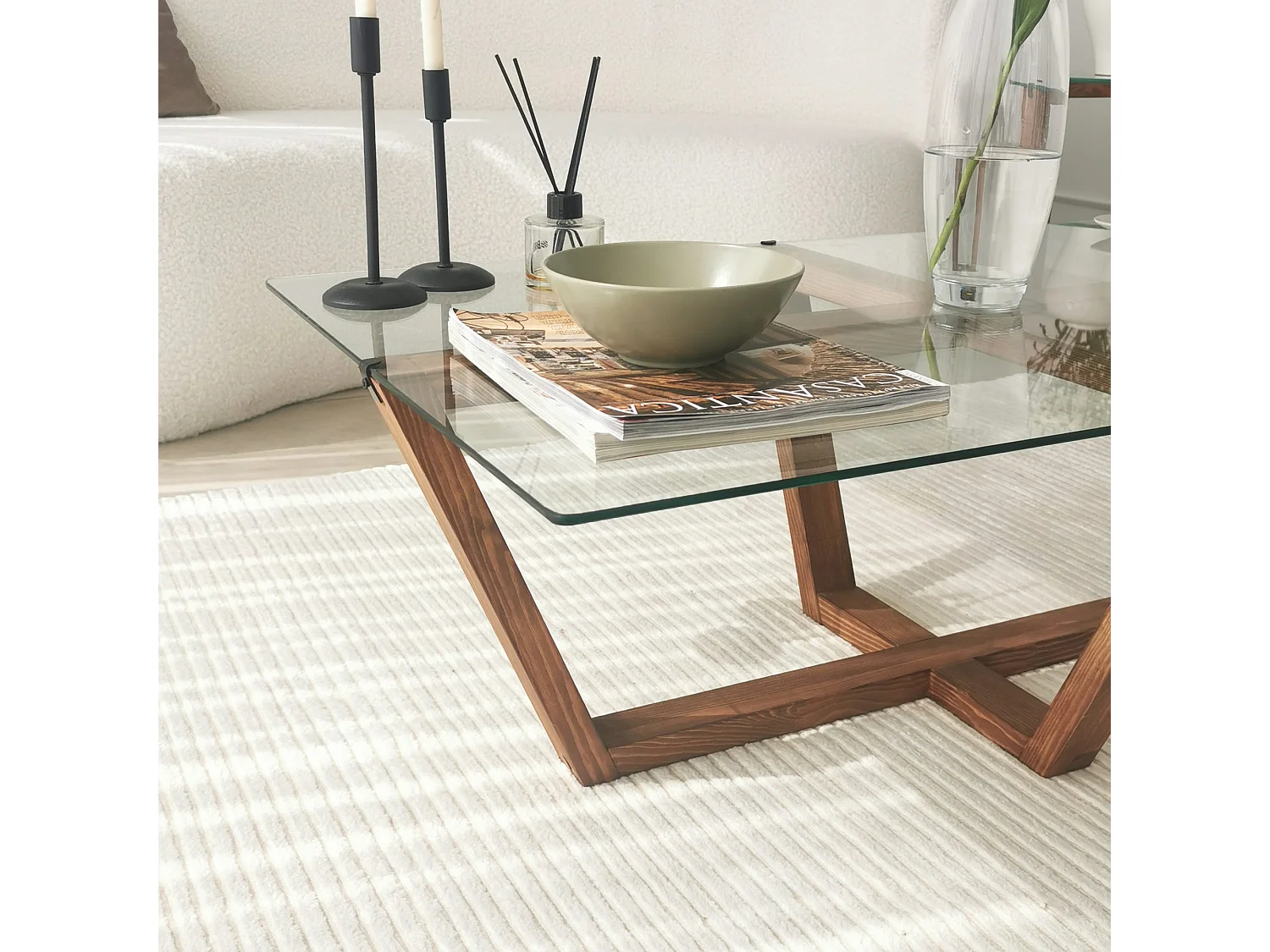 Table basse bois noyer mélaminé et verre trempé Mouka 105cm