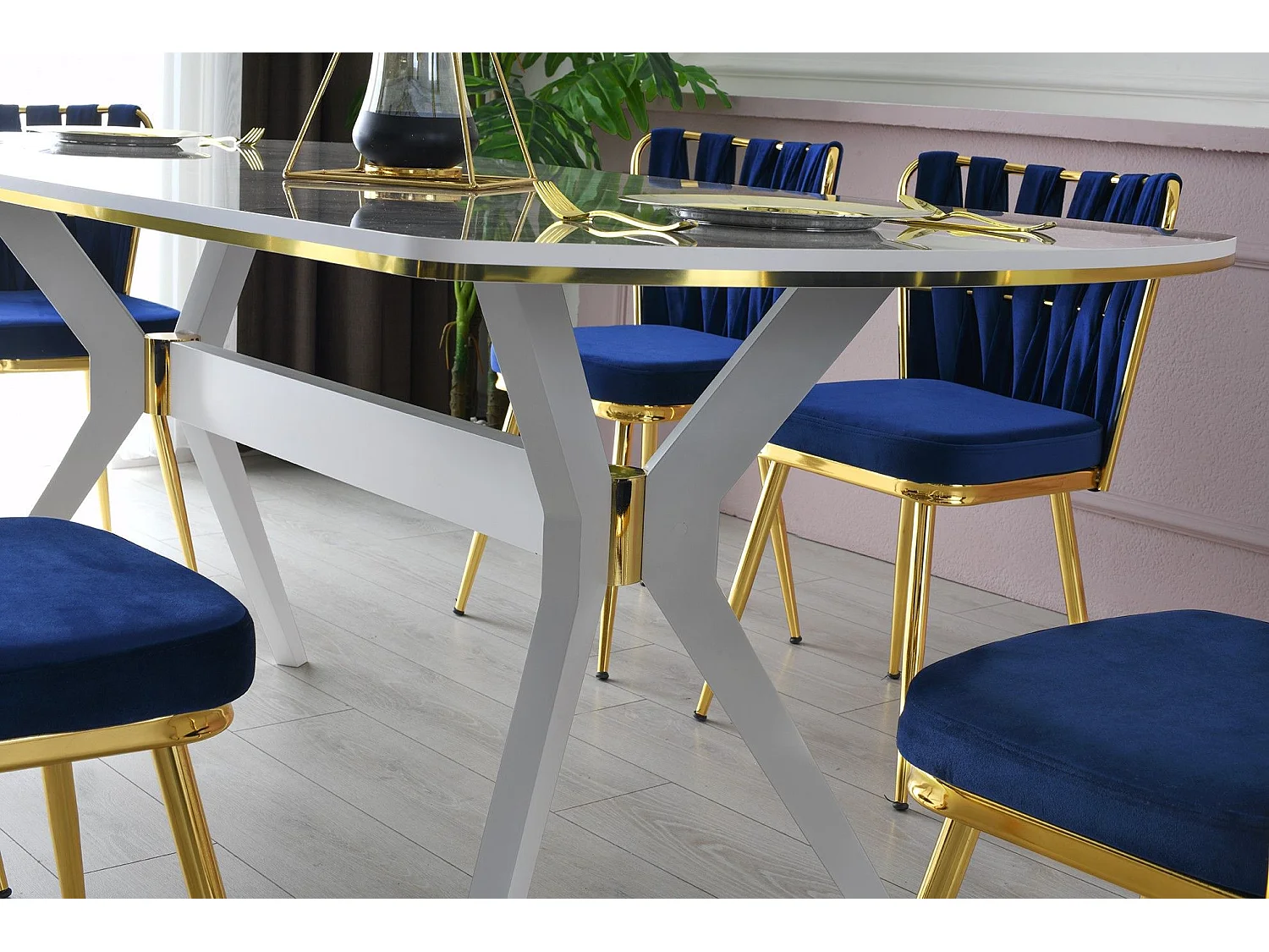 Table à manger Fotka 180cm Bois Effet marbre Blanc et Or