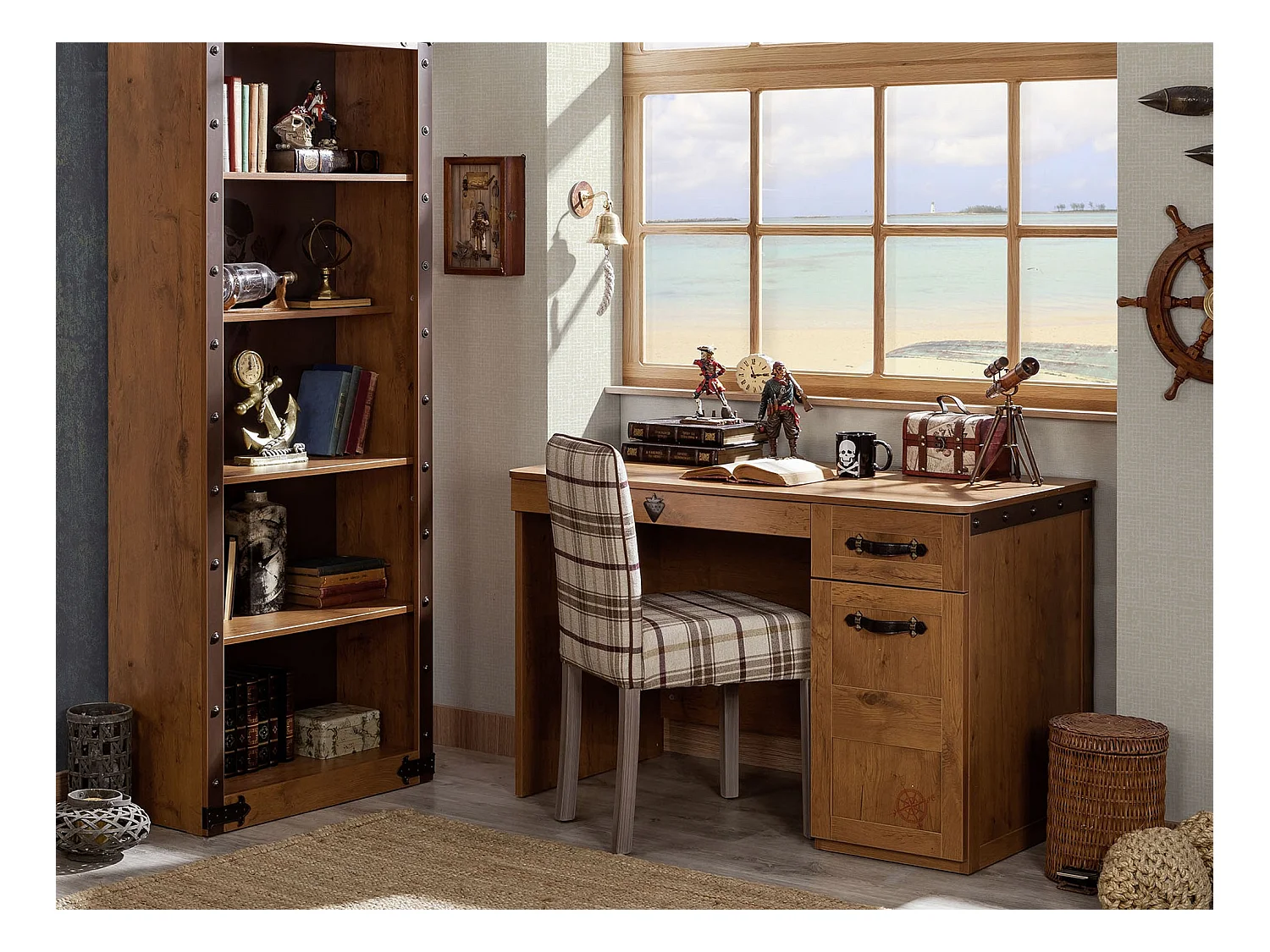Bureau enfant Pirate bois clair