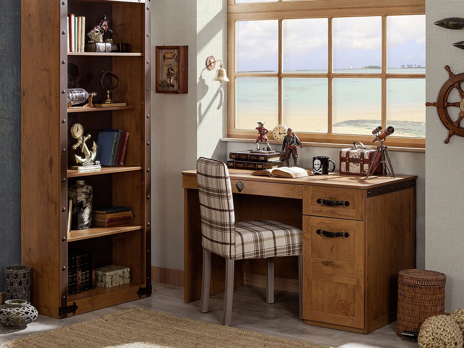 Bureau enfant Pirate bois clair