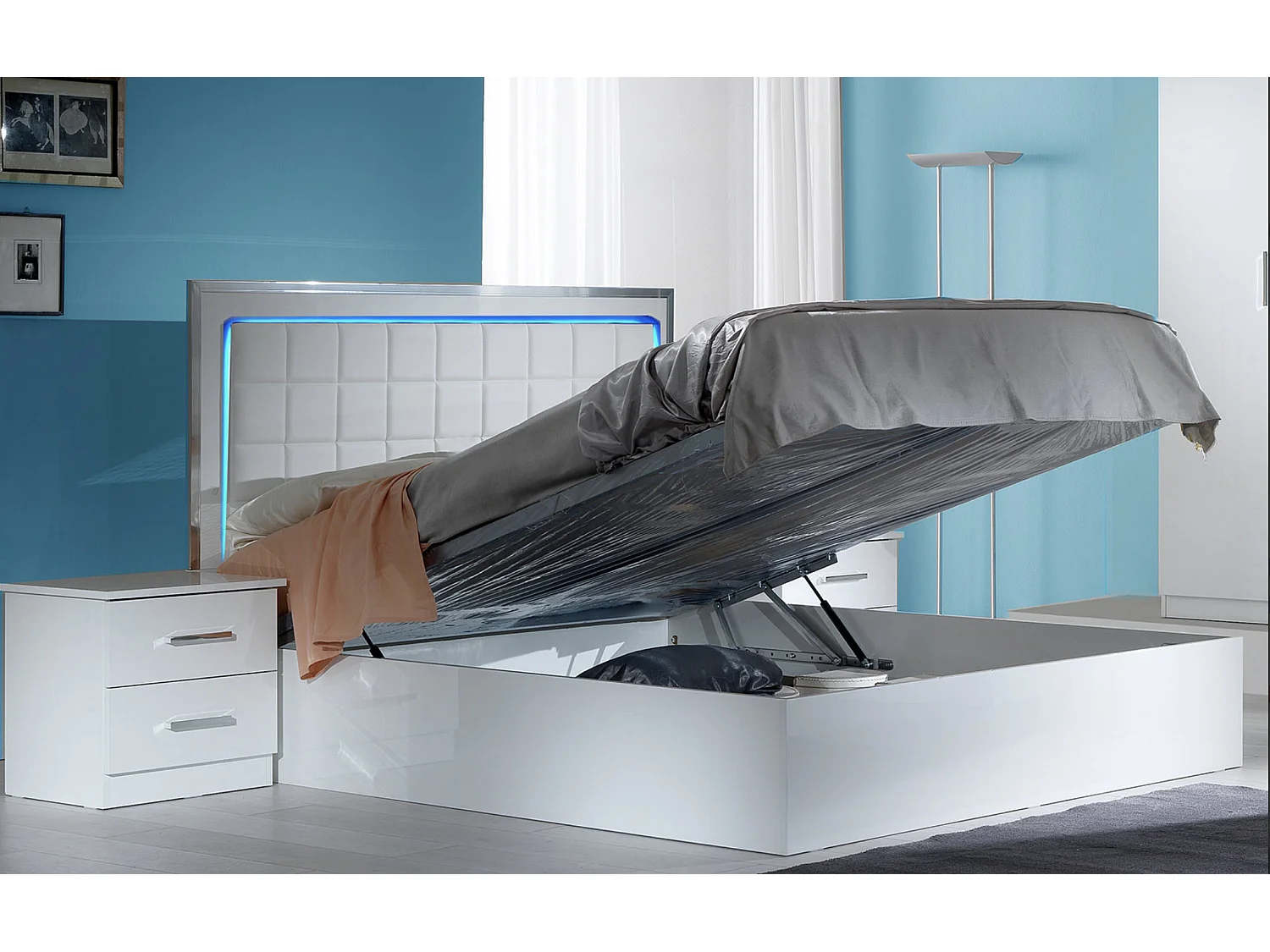 Lit coffre bois blanc laqué et tête de lit blanche laquée avec led Mona-Couchage 140x190 cm