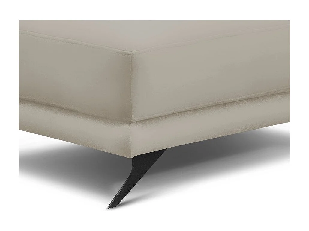 Pouf simili cuir beige et pieds métal noir Zora 82cm