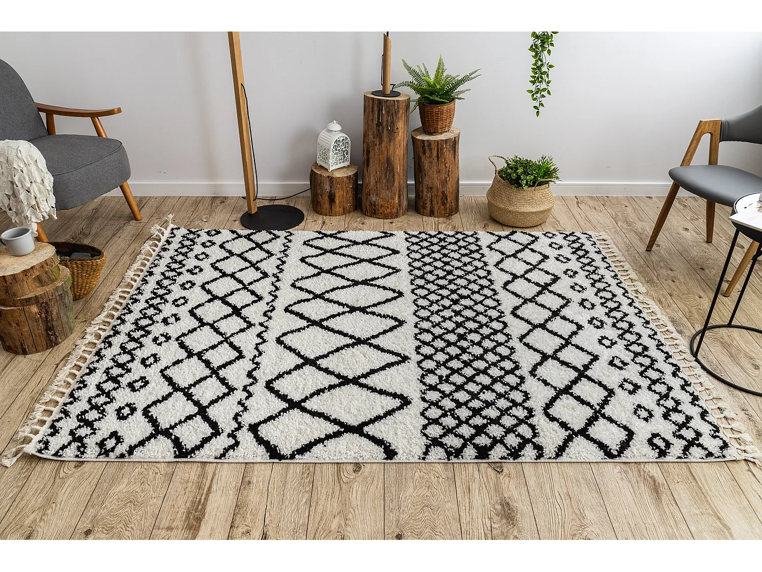 Tapijt BERBER SAFI N9040 wit / zwartrand , Barber , marokkaanse shaggy 80x150 cm