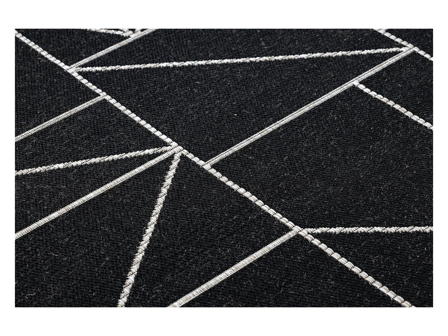 Sisal tapijt SISAL FLOORLUX 20605 ZWART / zilver Driehoek, GEOMETRISCH 200x290 cm