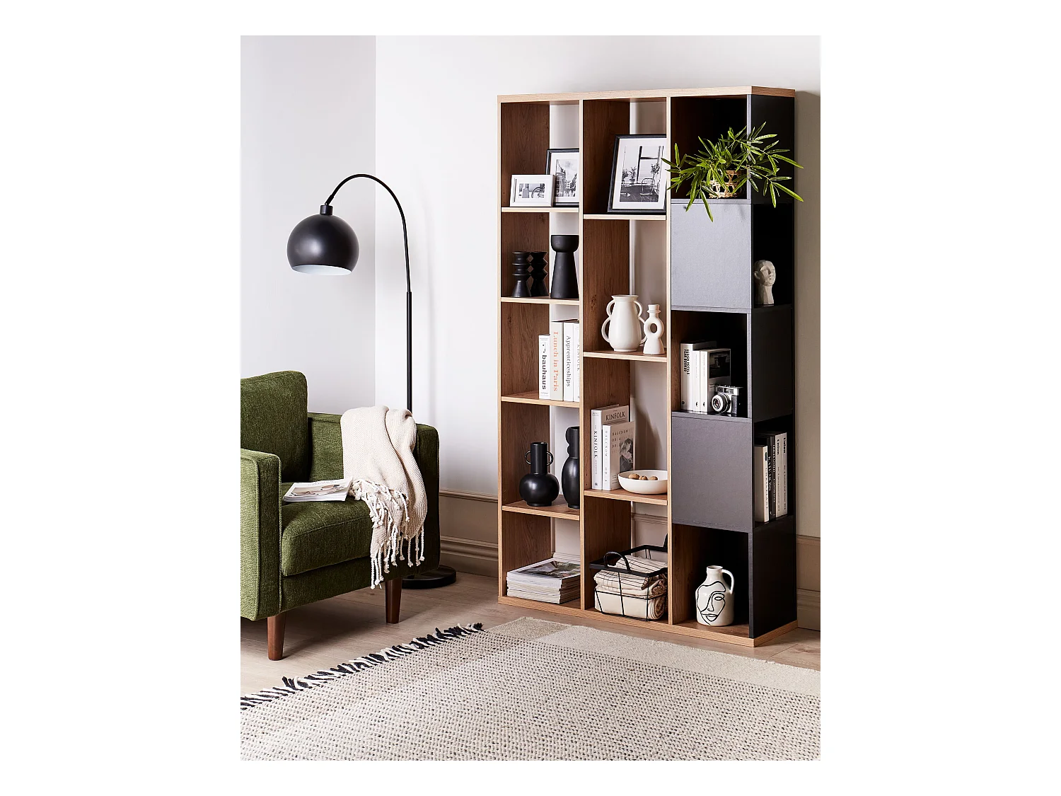 Regal heller Holzfarbton / schwarz 99 x 26 x 175 cm mit 14 Fächern modern Bangor