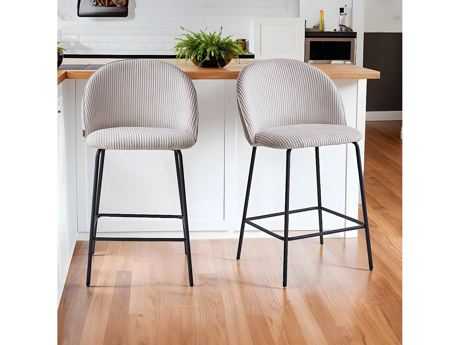 Lot de 2 tabourets de bar en velours côtelé beige, piètement noir - Alta