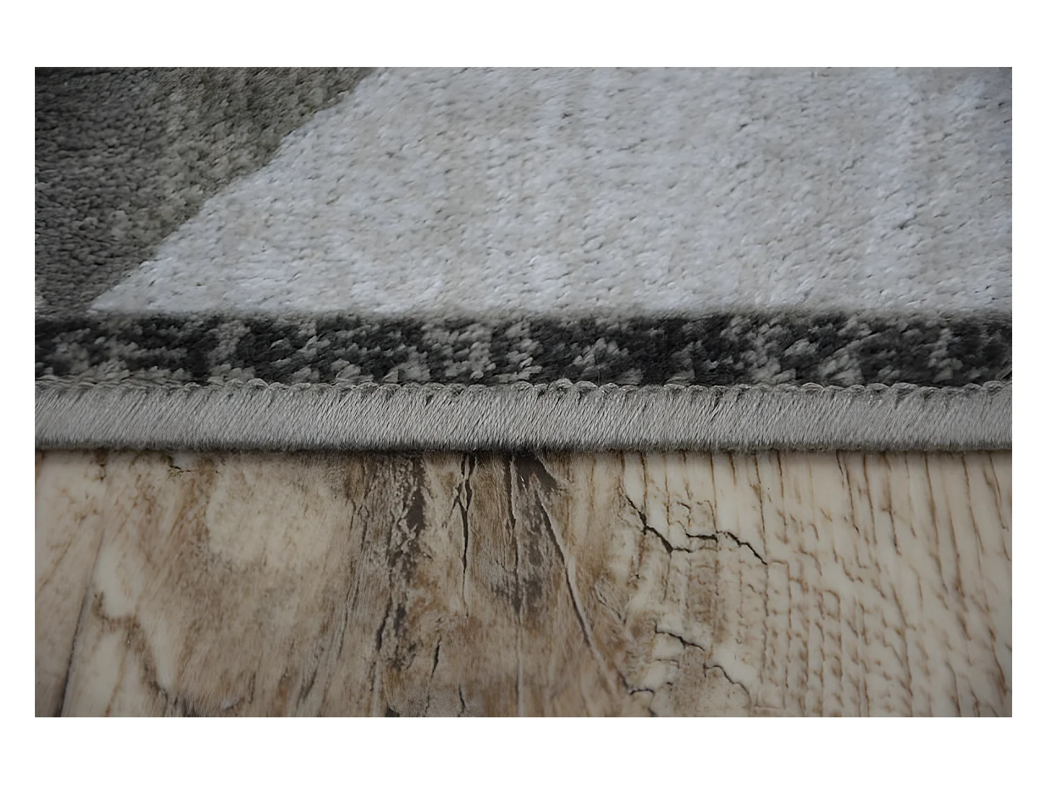 Tapijt NOBIS 84196 vision - Driehoek 160x230 cm