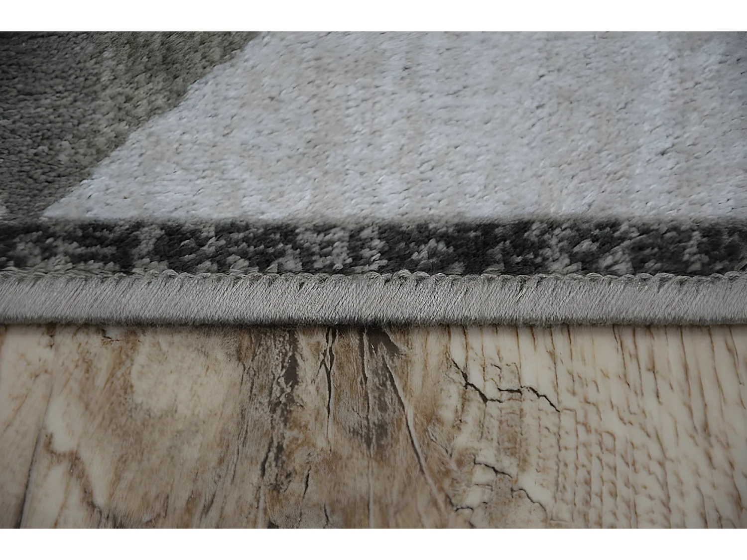 Tapijt NOBIS 84196 vision - Driehoek 160x230 cm