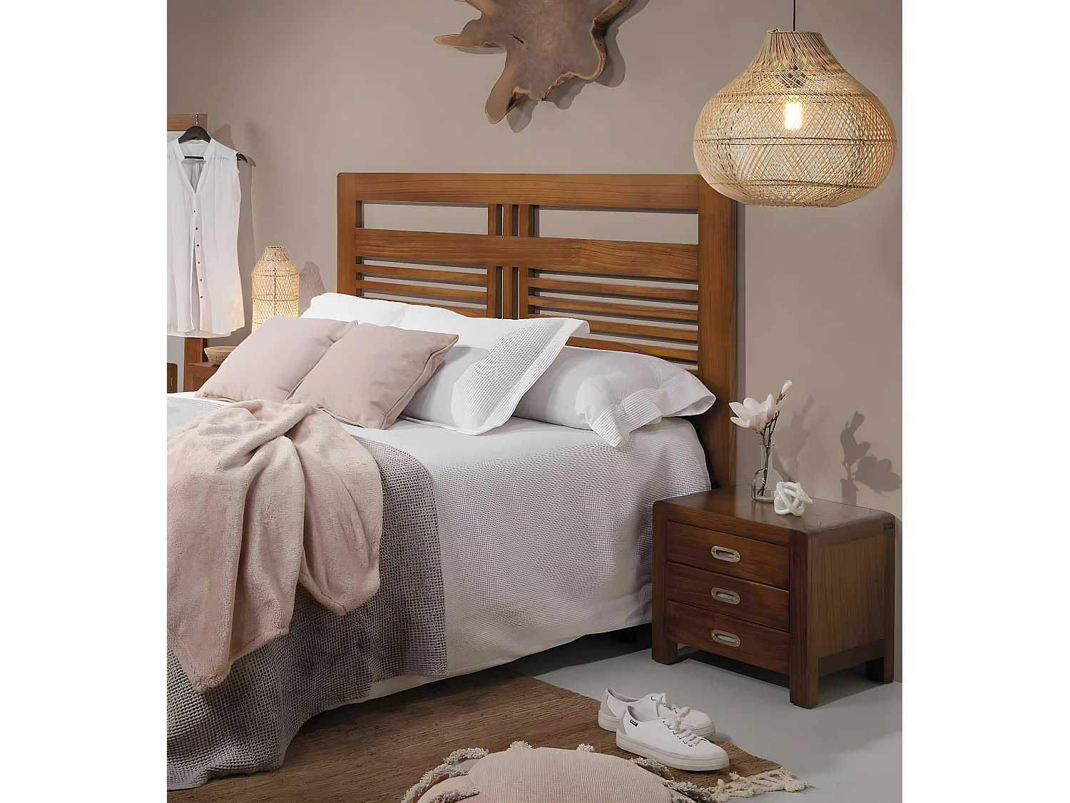 Cabecero Mindy Sotchy de madera maciza 165 cm