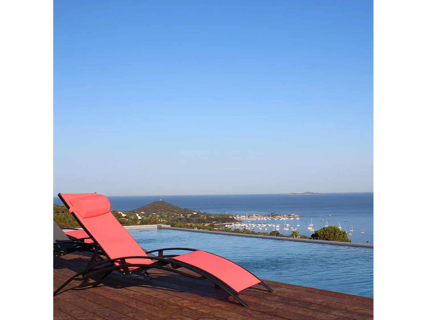 Duo de bains de soleil aluminium - Louisa Corail - Transats aluminium et textilène