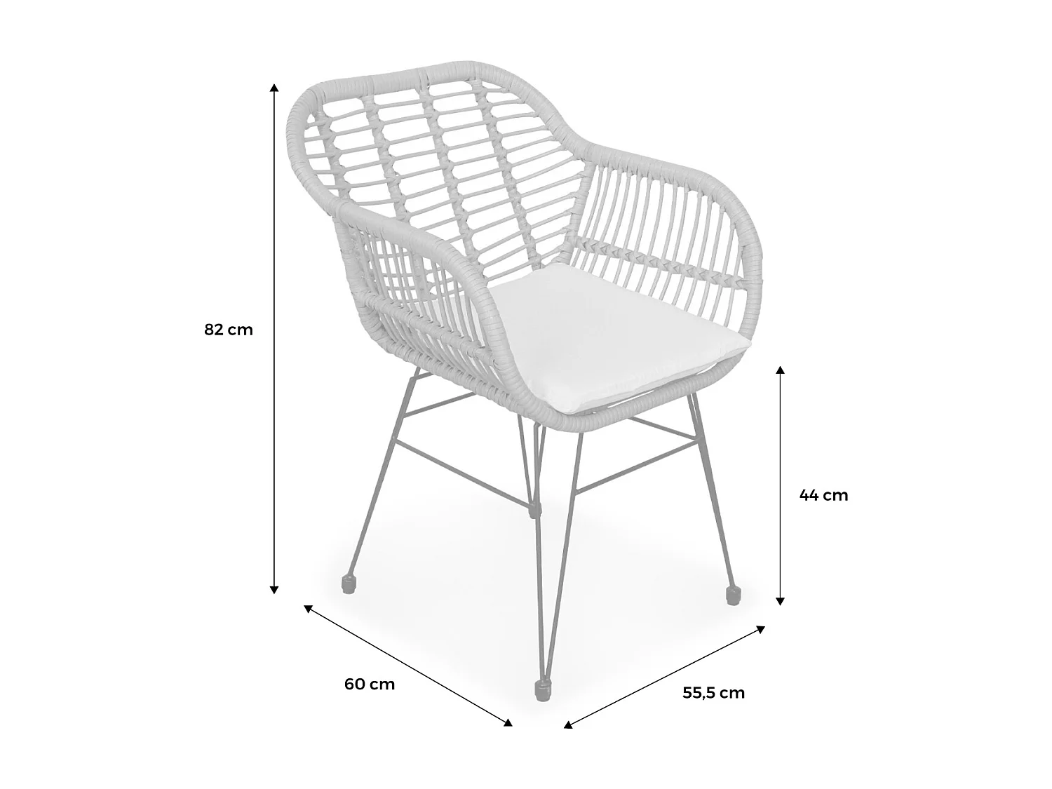 Lot de deux fauteuils effet rotin- résine et métal noir. style colonial. assise beige