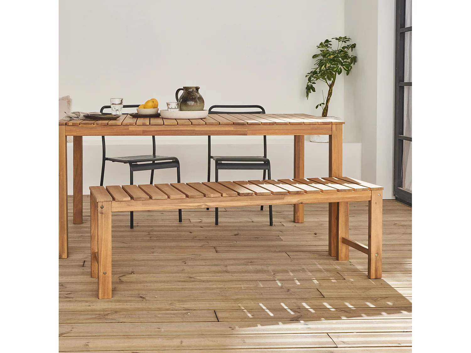 Banc 2 - 3 places en acacia du Vietnam. bois clair. intérieur / extérieur. 140cm