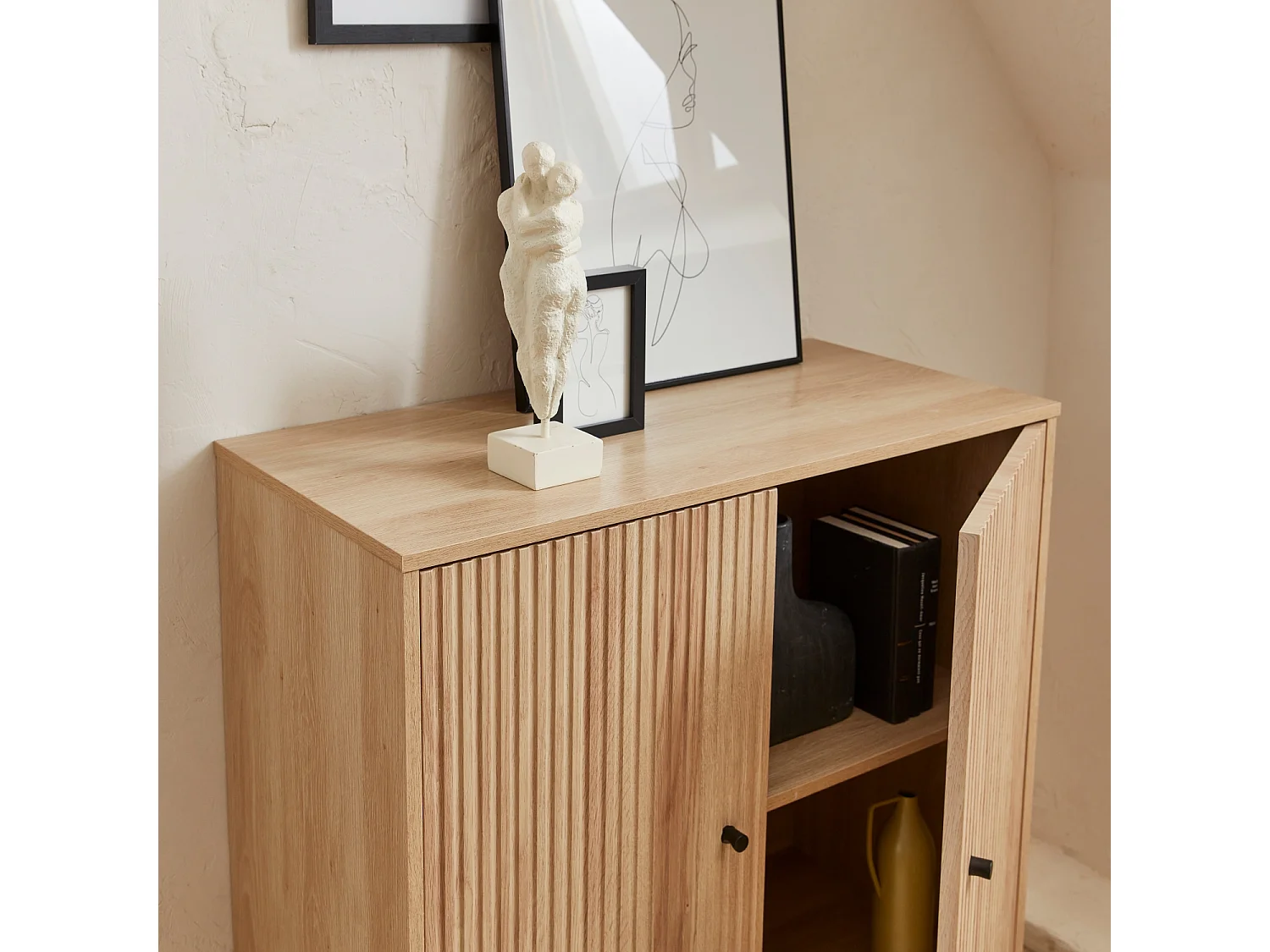 Credenza scanalate effetto legno a 2 ante, 83.5cm, marrone naturale