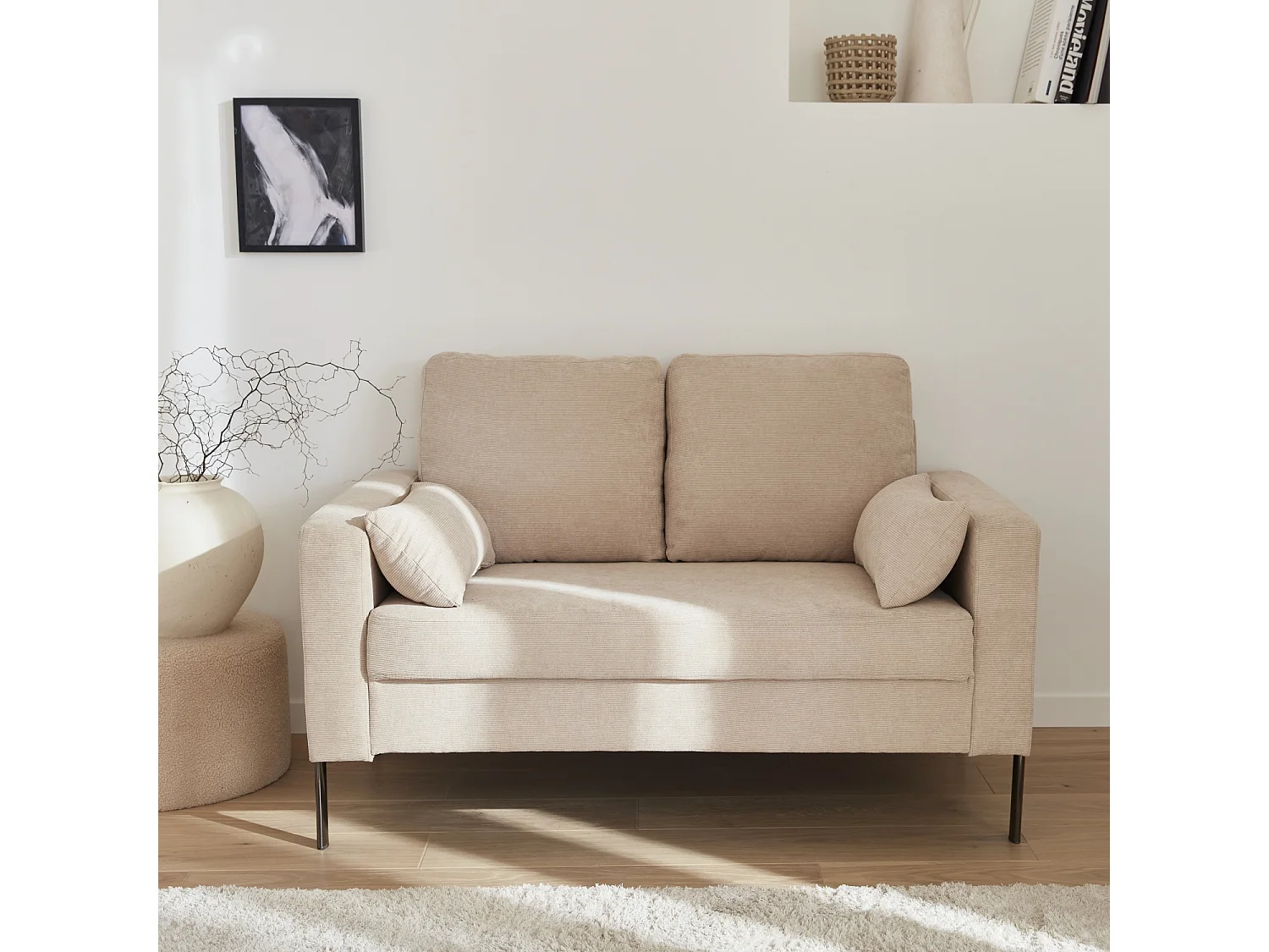 Divano a 2 posti in velluto a coste, gambe in metallo, beige