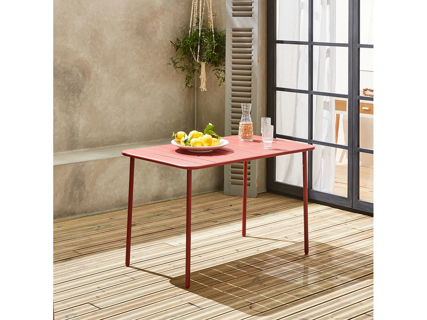 Table de jardin métal 4 places. terracotta. Amelia. 120x70cm. traitement antirouille. lattes et bords arrondis