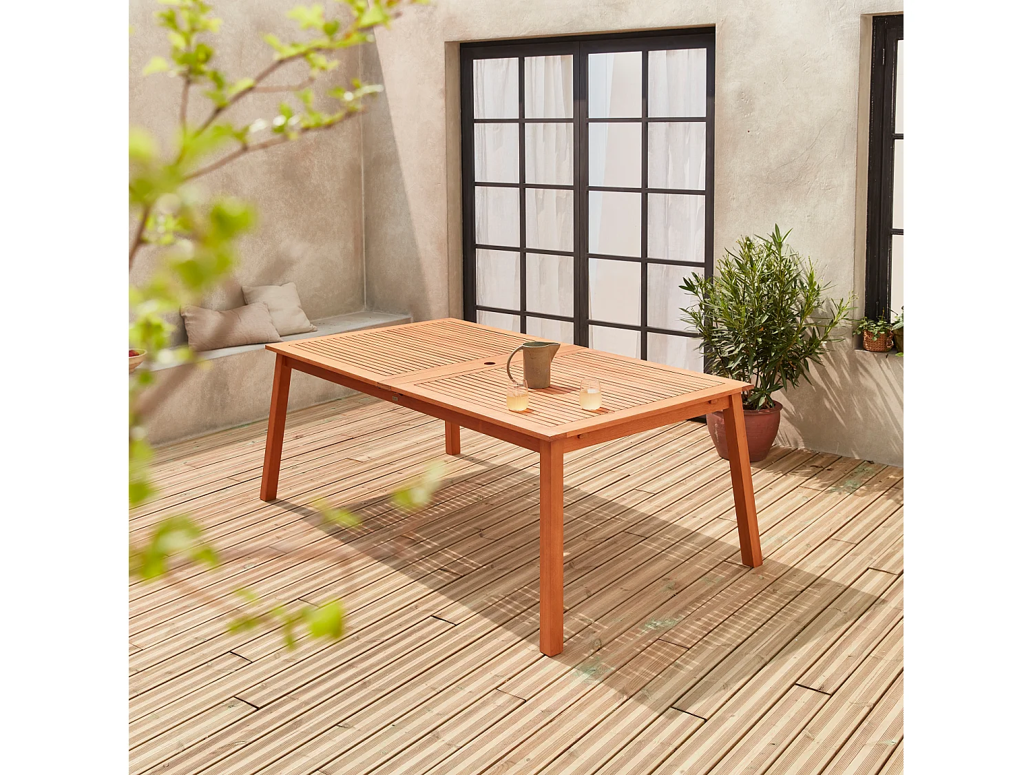 Table de jardin en bois 200-250-300cm - Almeria - Grande table rectangulaire avec allonge eucalyptus. Intérieur / Extérieur