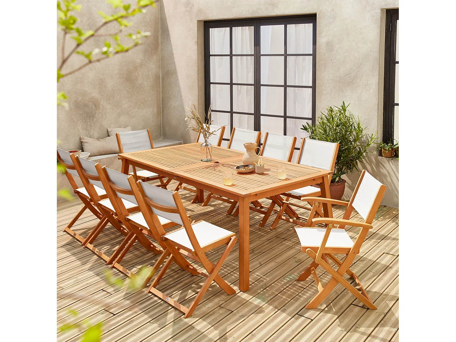 Set tavolo da giardino allungabile in legno con 10 sedie, marrone