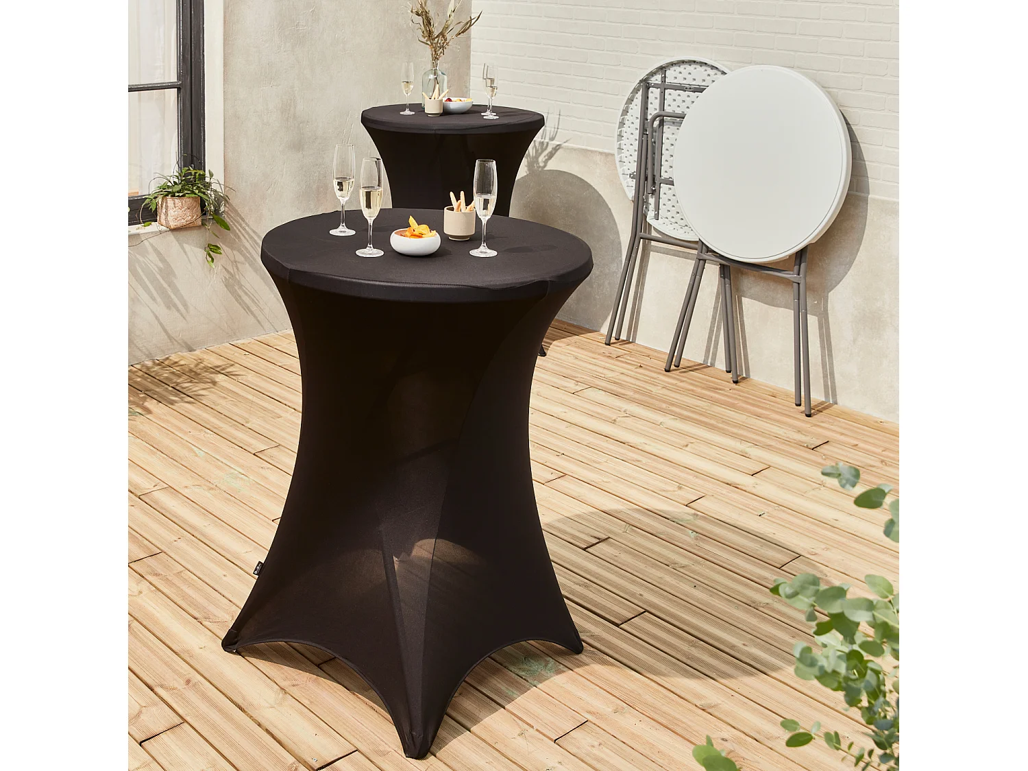 Lot de 2 tables hautes de réception – GALA – Mange debout. pliables. Ø80cm x 110cm +  2 housses en polyester. noires