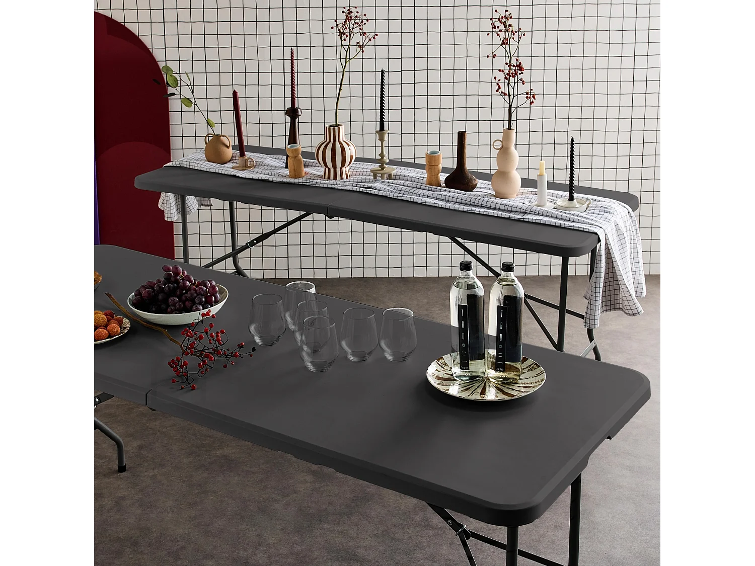 Lot de 2 tables de réception. pliables 180cm. grise foncé. table pliante avec poignée de transport. table de camping