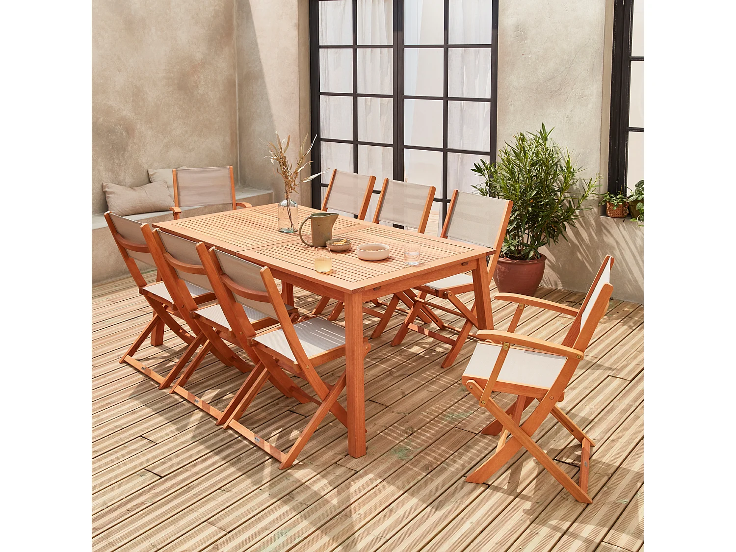 Table de jardin extensible bois d'eucalyptus + 8 assises en bois d'Eucalyptus huilé et textilène gris taupe