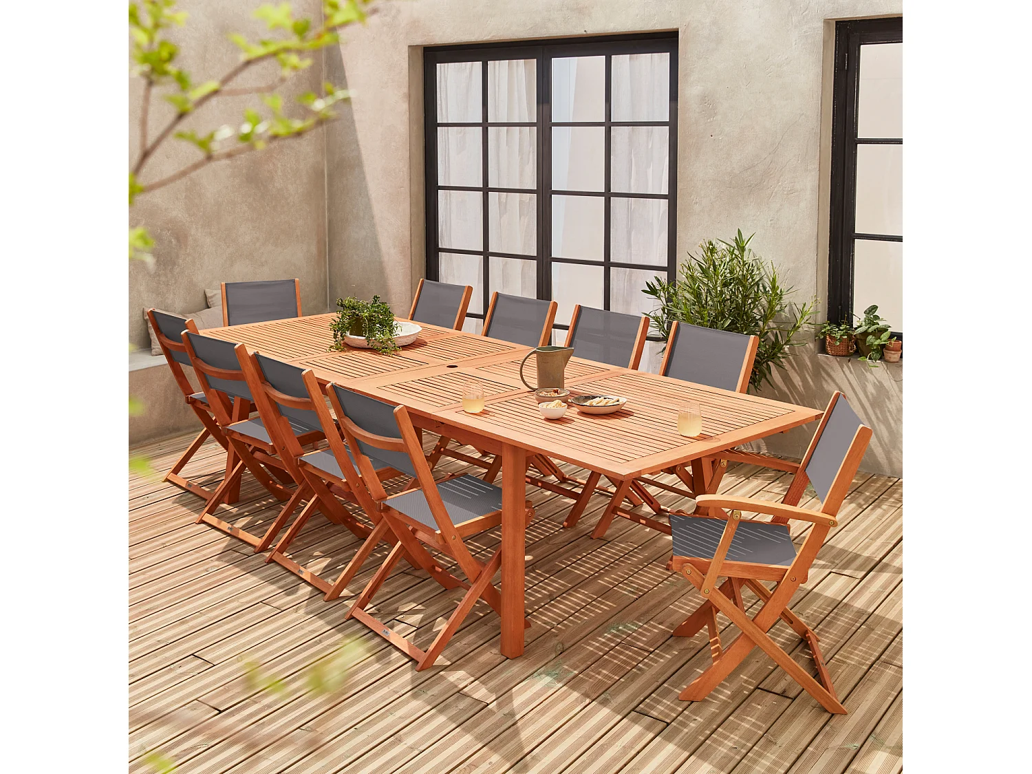 Set tavolo da giardino allungabile in legno con 10 sedie, marrone