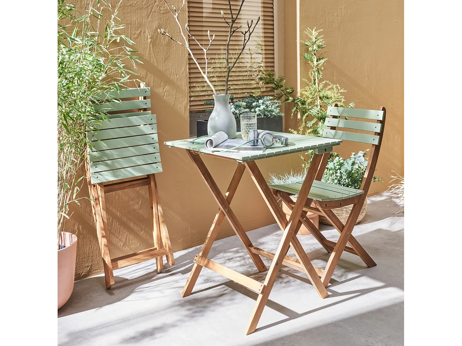 Set tavolo da giardino bistrot in acacia, 2 posti verde grigio