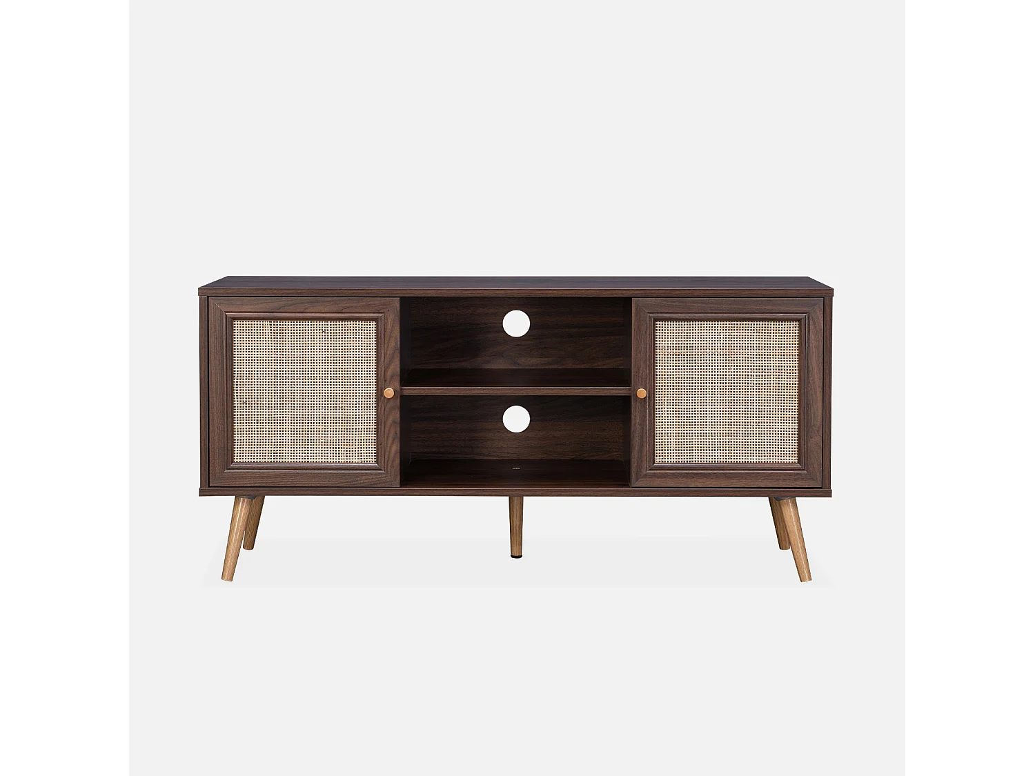 Meuble TV en cannage 120x39x56.5cm -  Bohème - couleur bois foncé. 2 niveaux. 2 étagères. 2 portes. pieds scandinaves