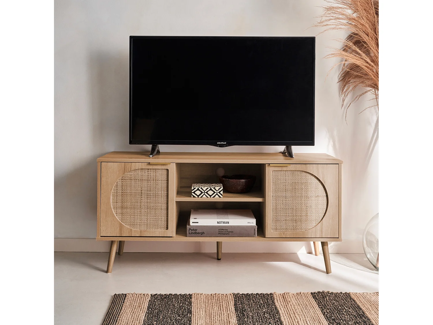 Mueble de tv en madera y caña redondeada, 120cm natural