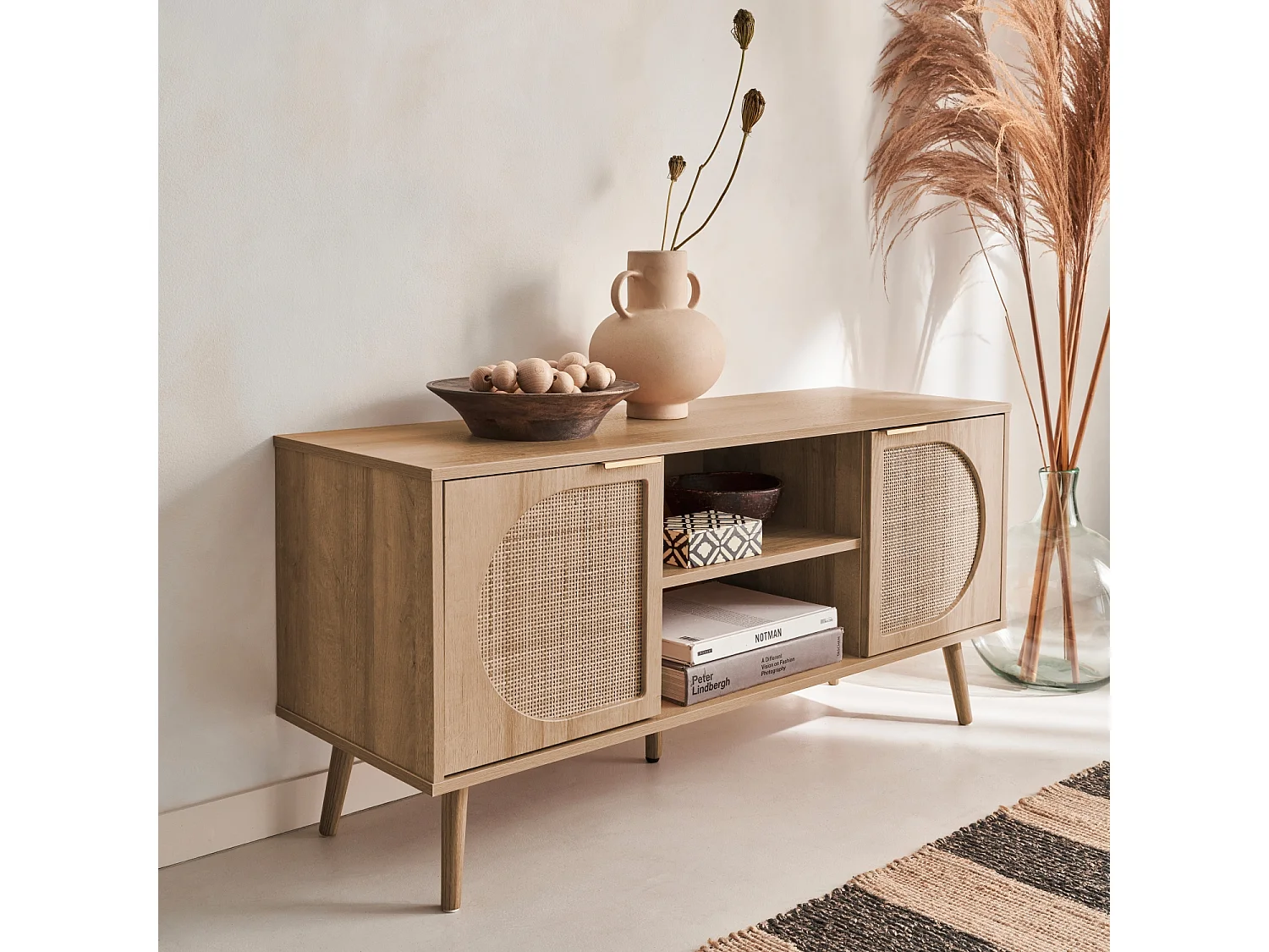 Mueble de tv en madera y caña redondeada, 120cm natural