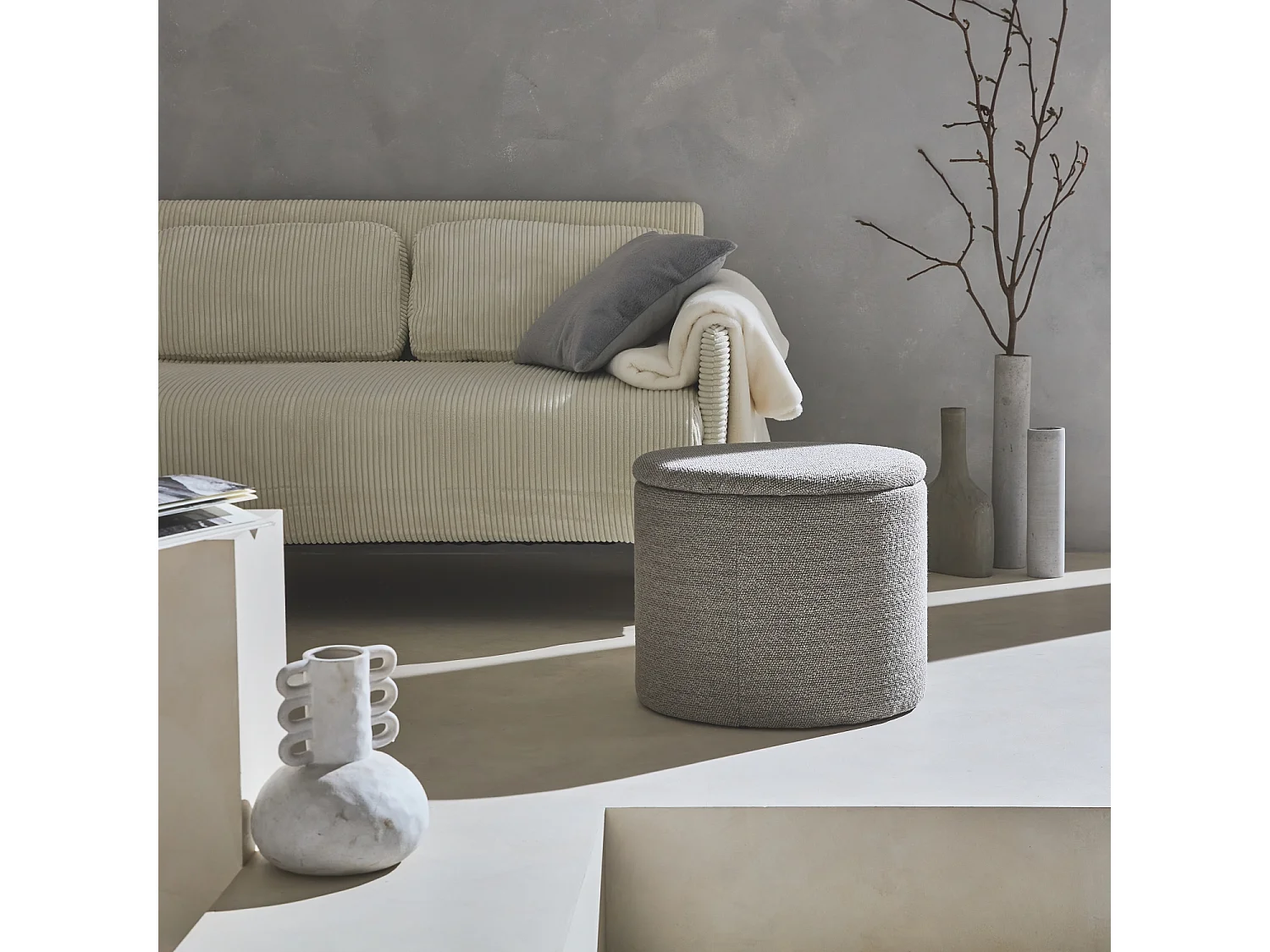 Pouf in tessuto con contenitore, beige