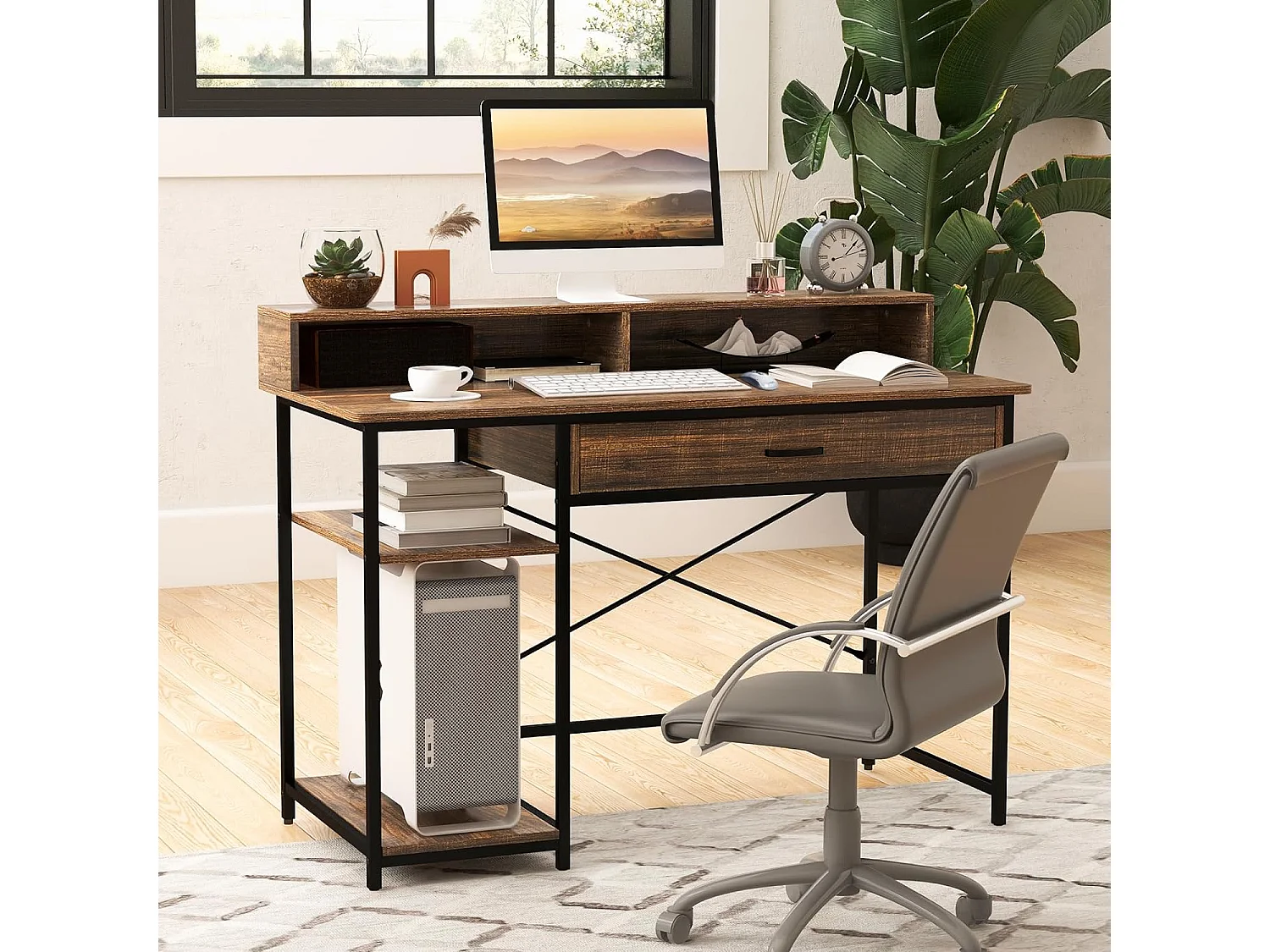 Schreibtisch mit Schublade