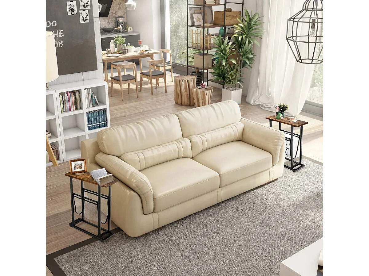 Table basse pour espaces étroits avec un panier en filet