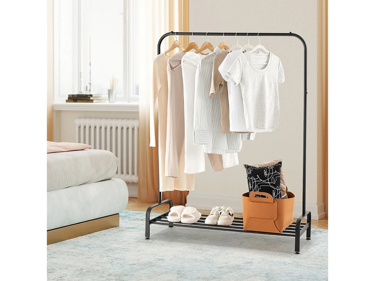 Rella appendiabiti in metallo con barra e ripiano piedini regolabili, Stand appendiabiti da terra Nero
