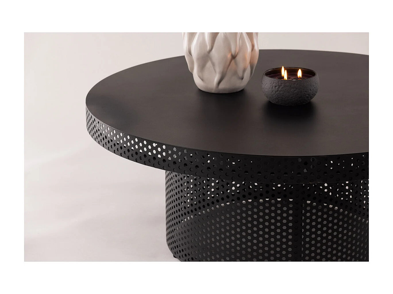 Table Basse Design Ajouré "West End" 100cm Noir