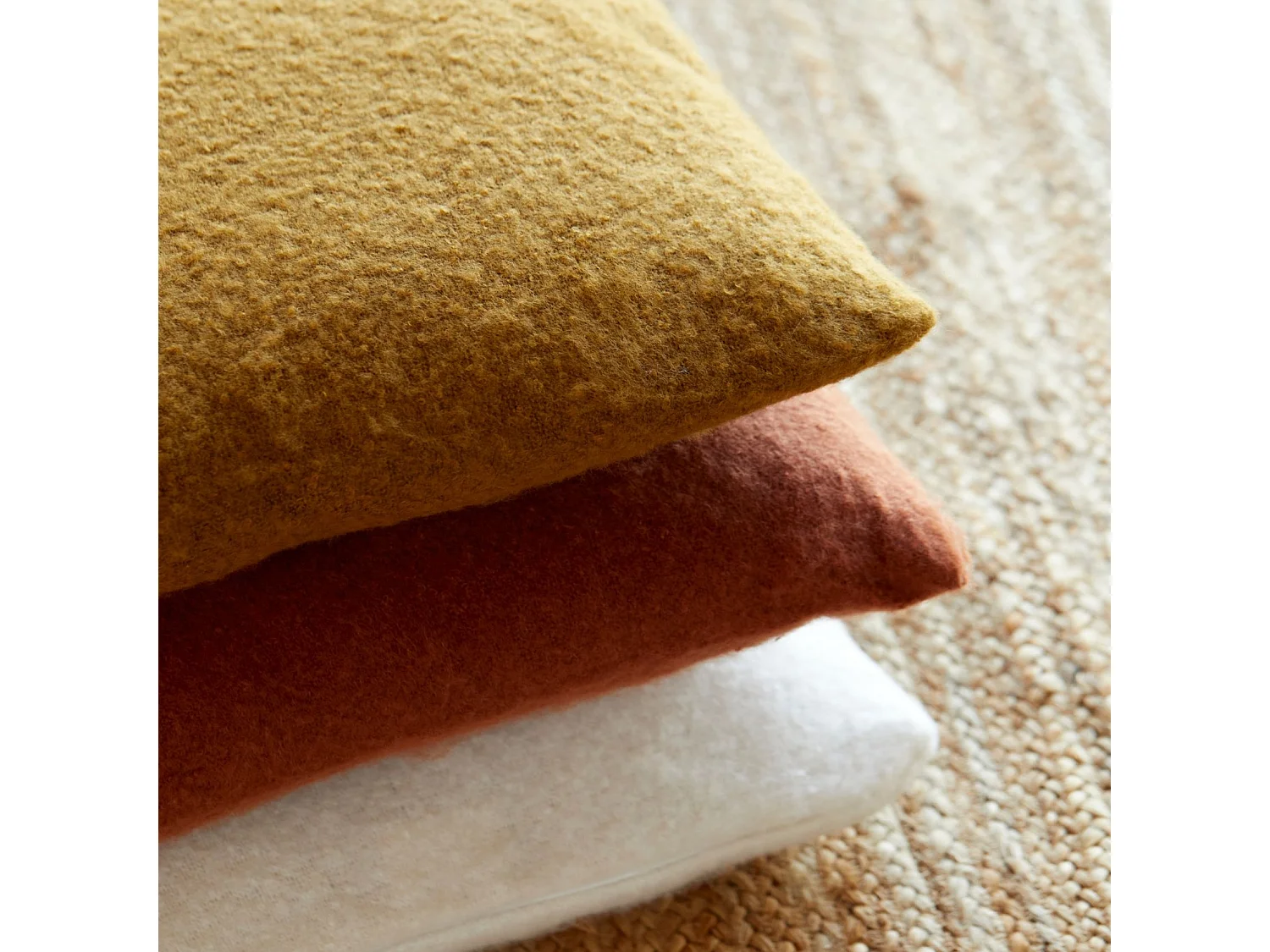 Coussin décoratif Mordoré effet Mohair 45 x 45 cm