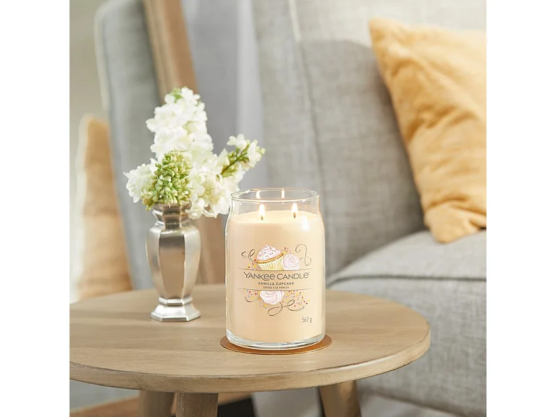 Bougie signature Gâteau à la vanille grand modèle