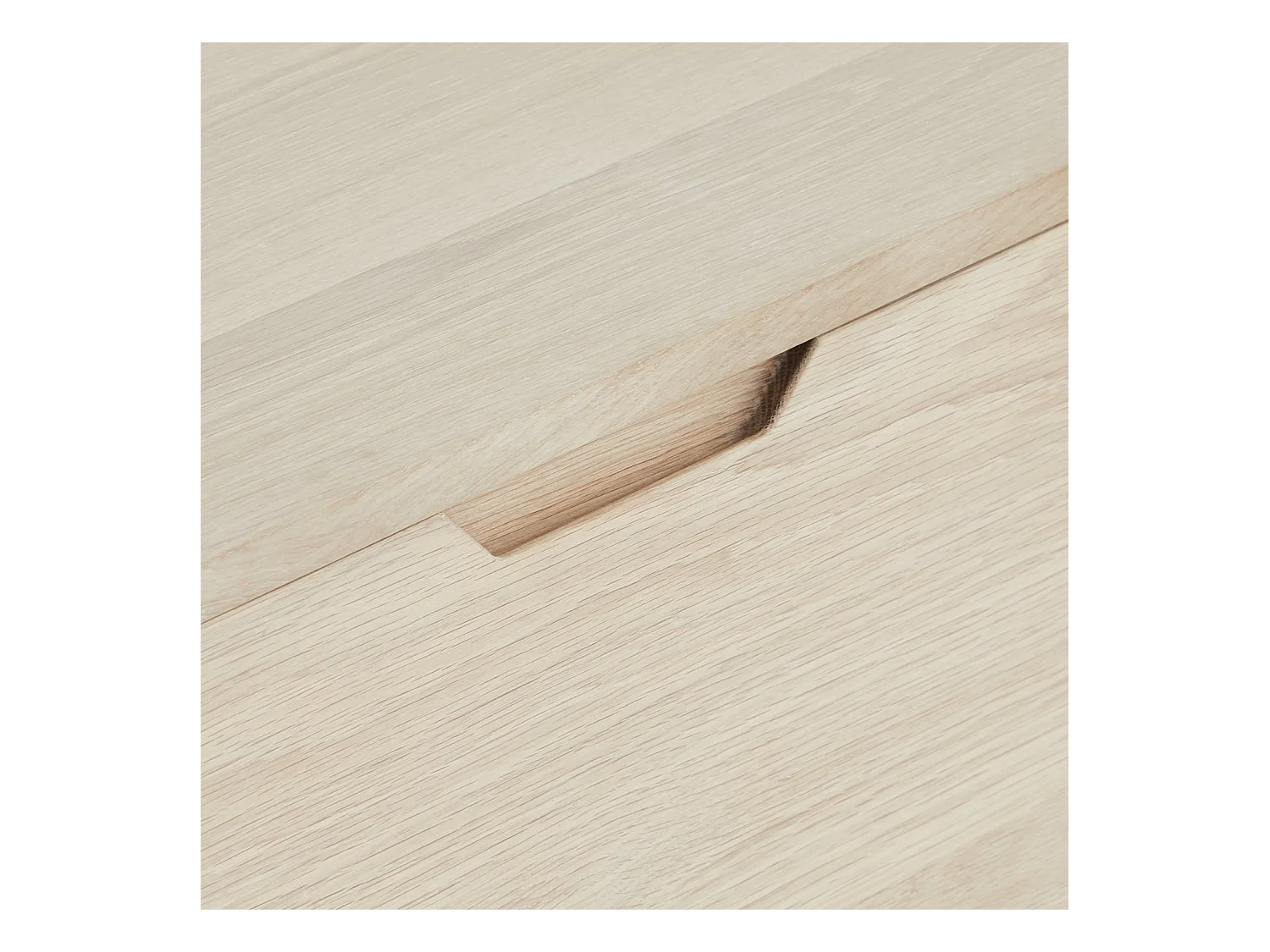 Buffet Nyborg avec 2 portes et 3 tiroirs - Chêne massif et MDF - huile blanche