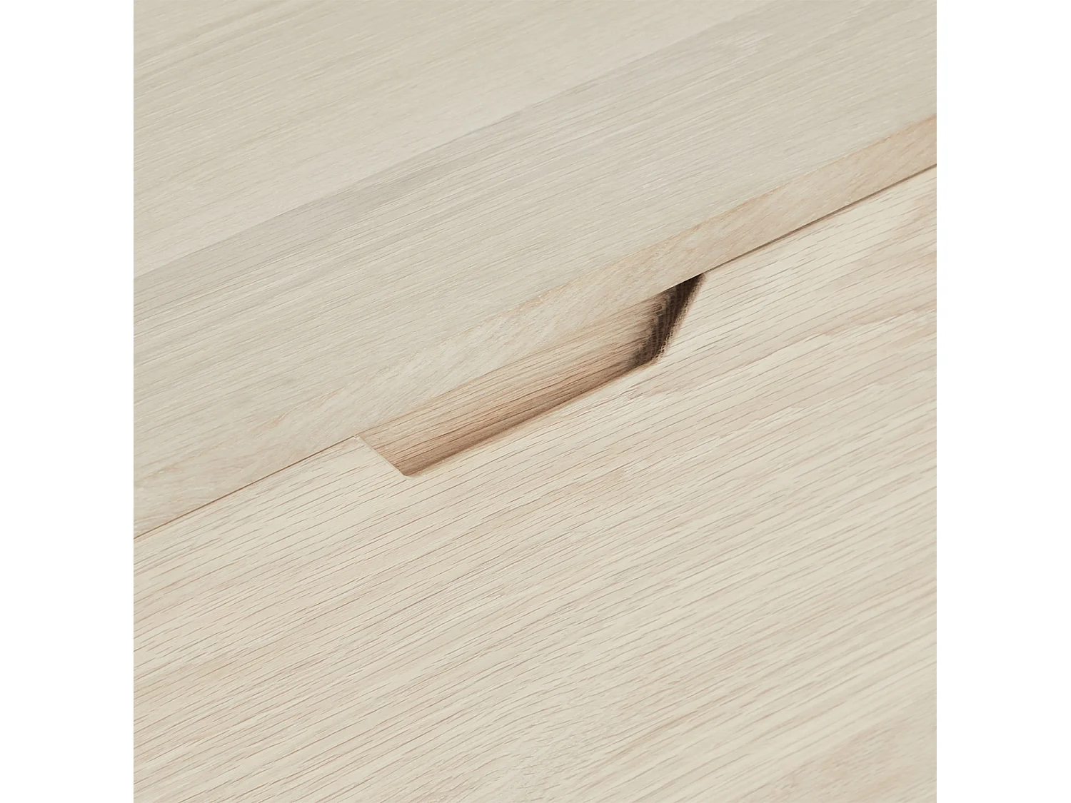 Buffet Nyborg avec 2 portes et 3 tiroirs - Chêne massif et MDF - huile blanche